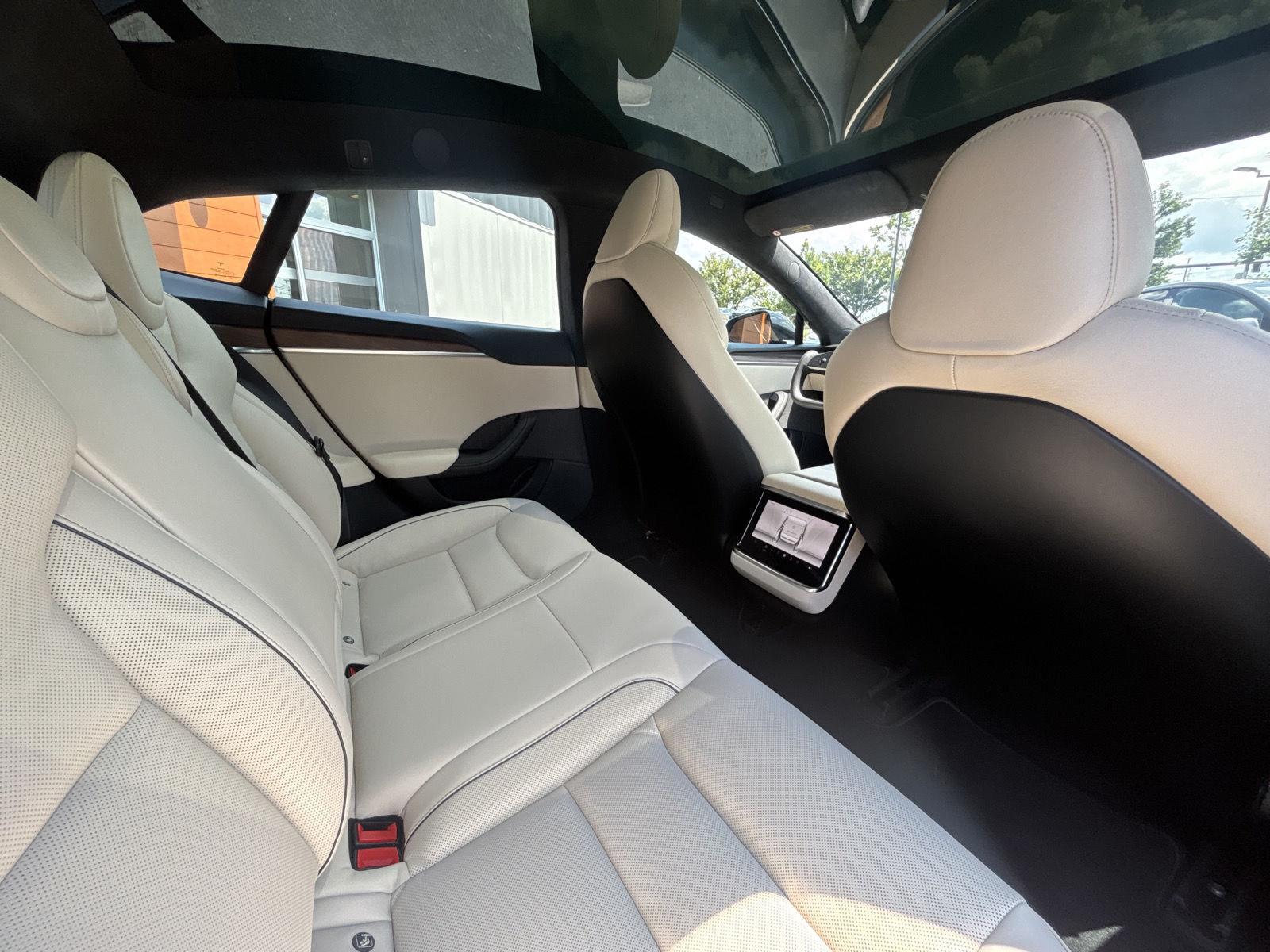 2021 Tesla Model S Plaid - Photo 20