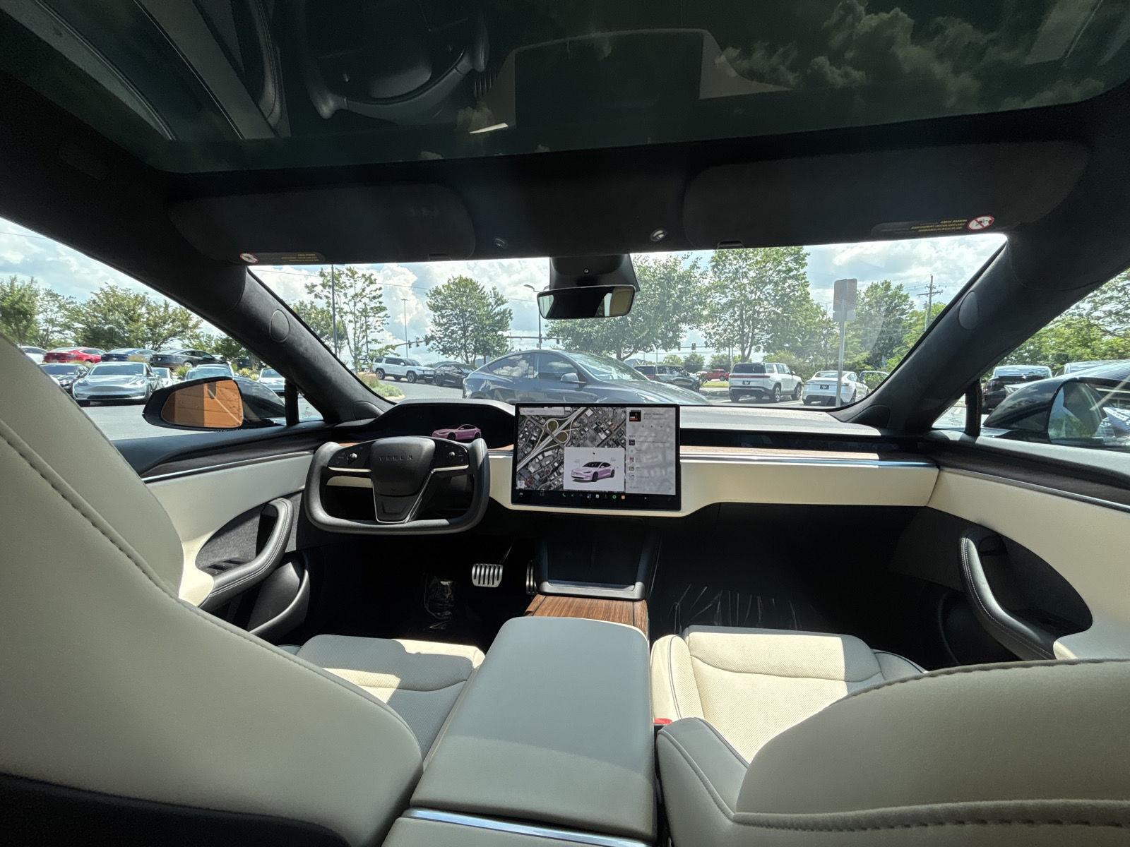 2021 Tesla Model S Plaid - Photo 21