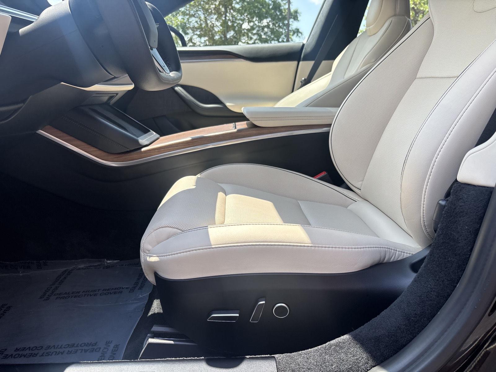 2021 Tesla Model S Plaid - Photo 26