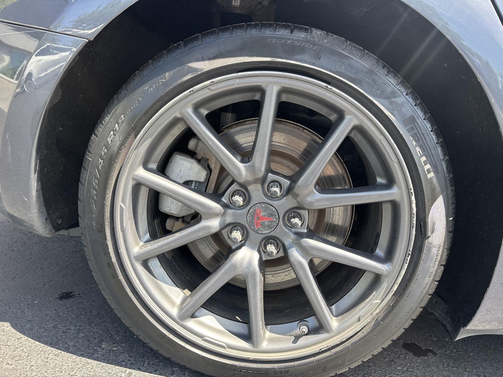 2018 Tesla Model 3 Long Range Dual Motor - Photo 14
