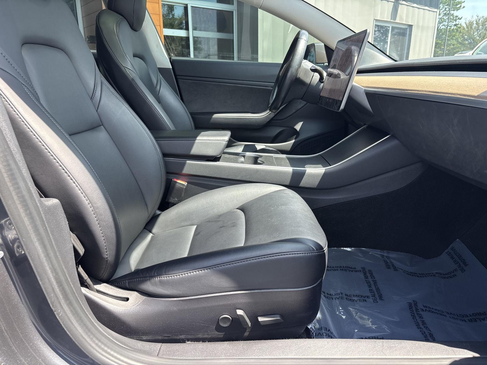 2018 Tesla Model 3 Long Range Dual Motor - Photo 16
