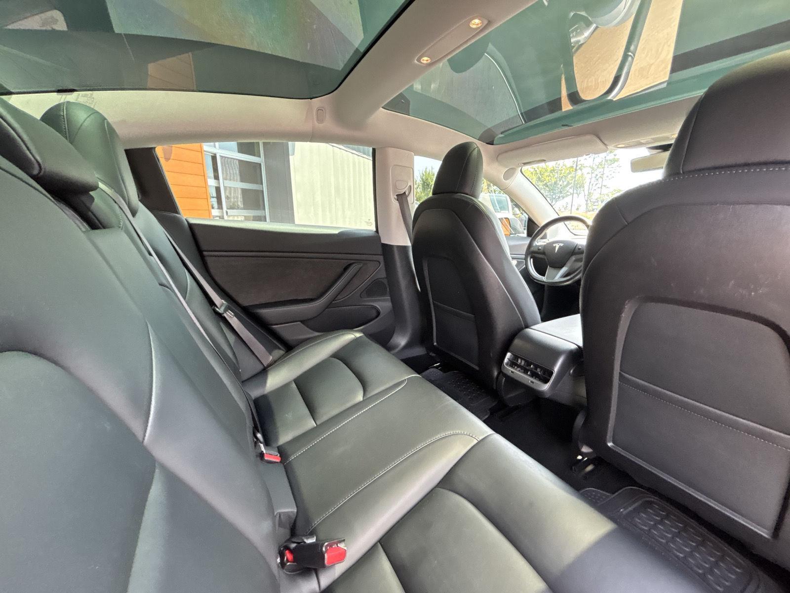 2018 Tesla Model 3 Long Range Dual Motor - Photo 20