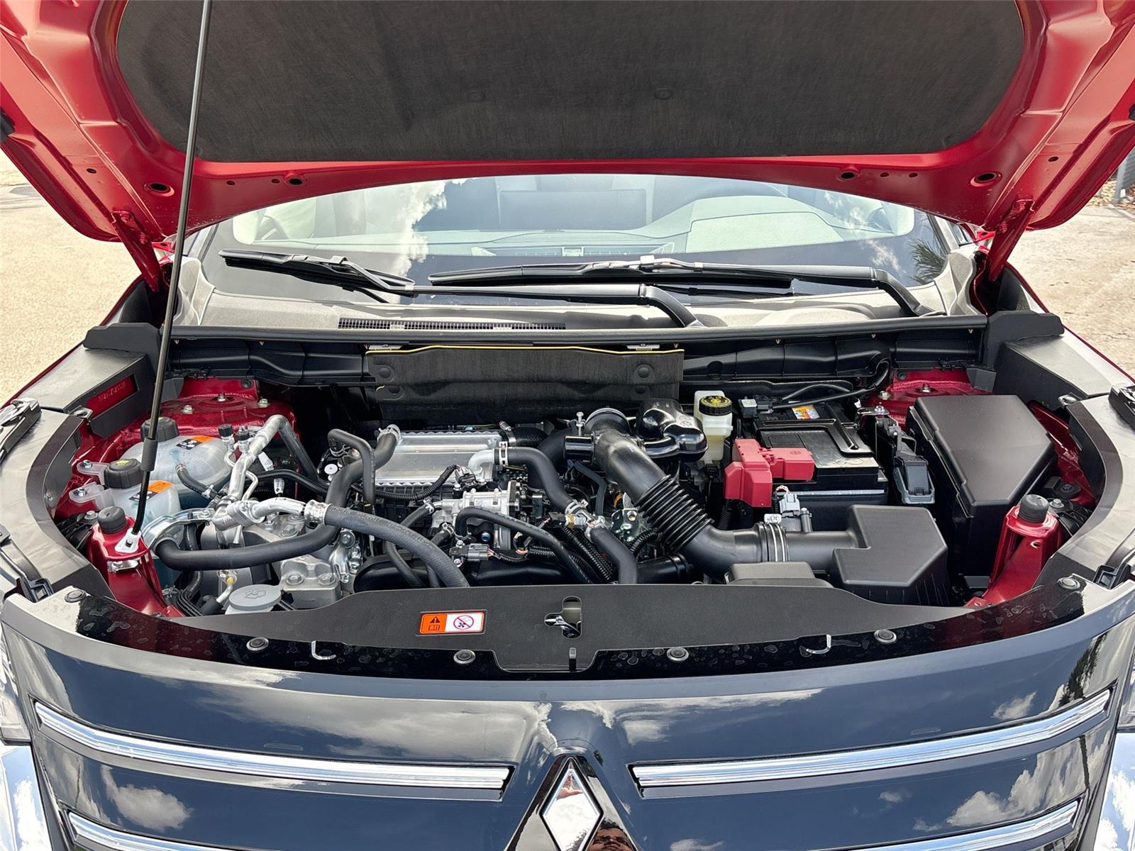 2026 Mitsubishi Outlander SE