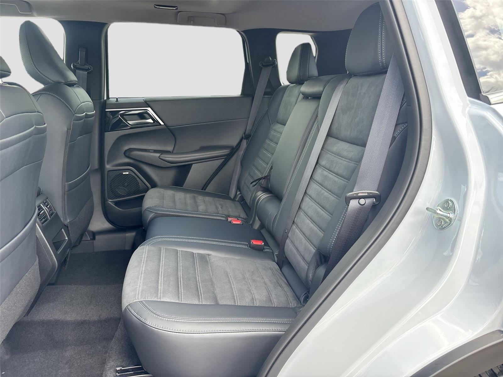 2026 Mitsubishi Outlander Trail Edition