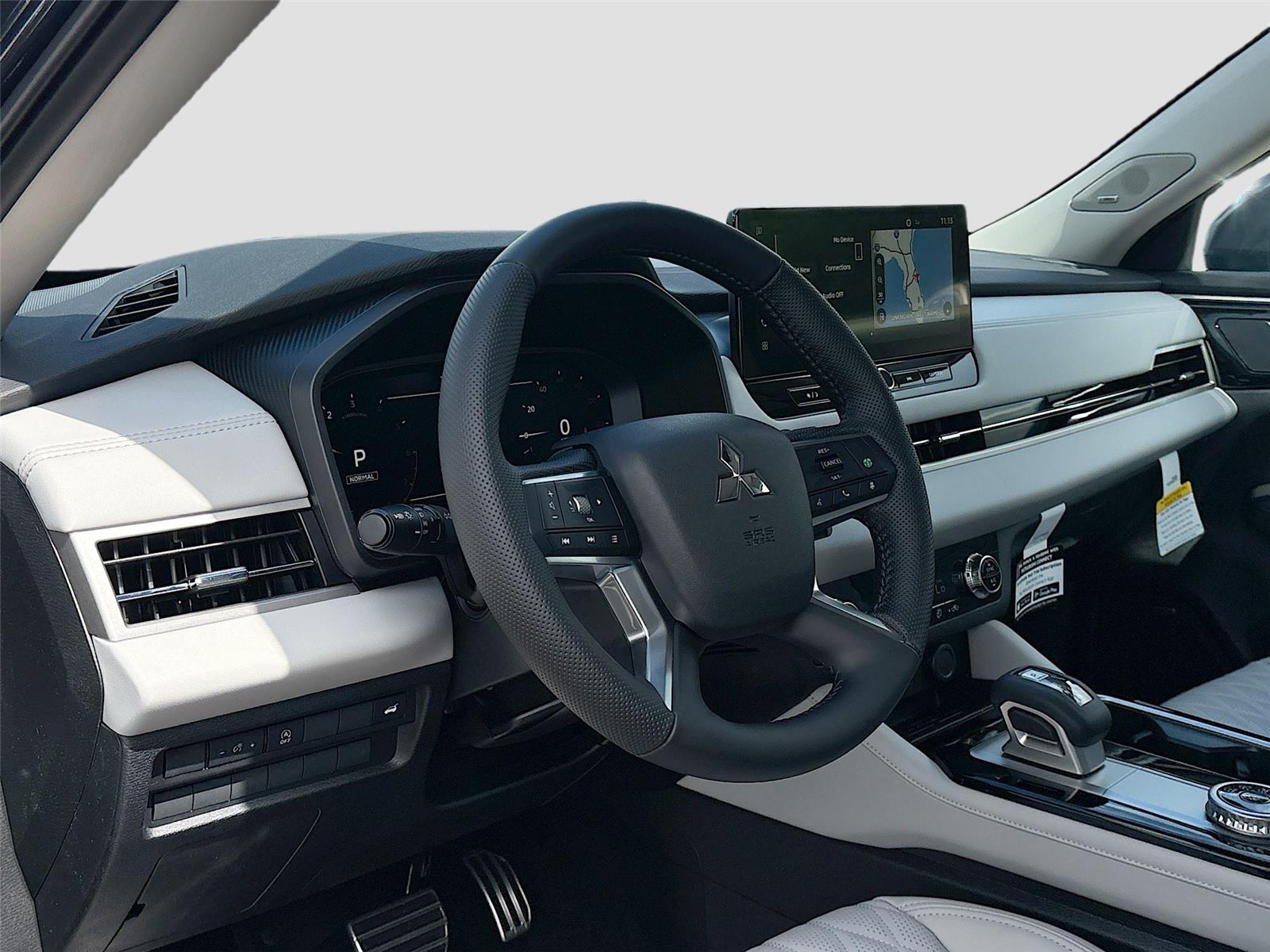 2026 Mitsubishi Outlander SEL