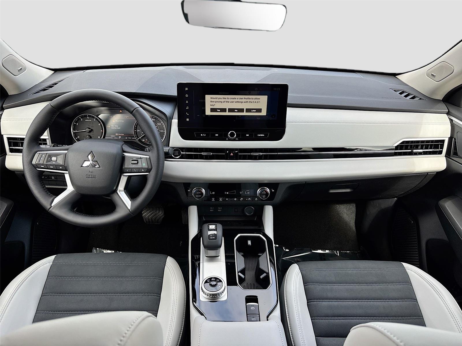 2026 Mitsubishi Outlander SE