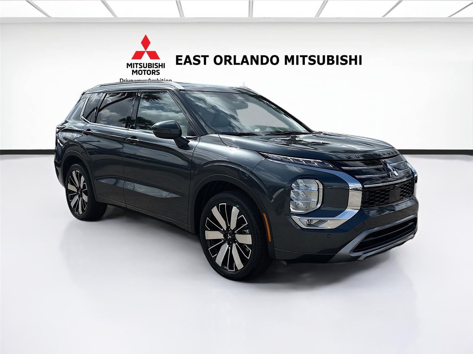 2026 Mitsubishi Outlander SEL