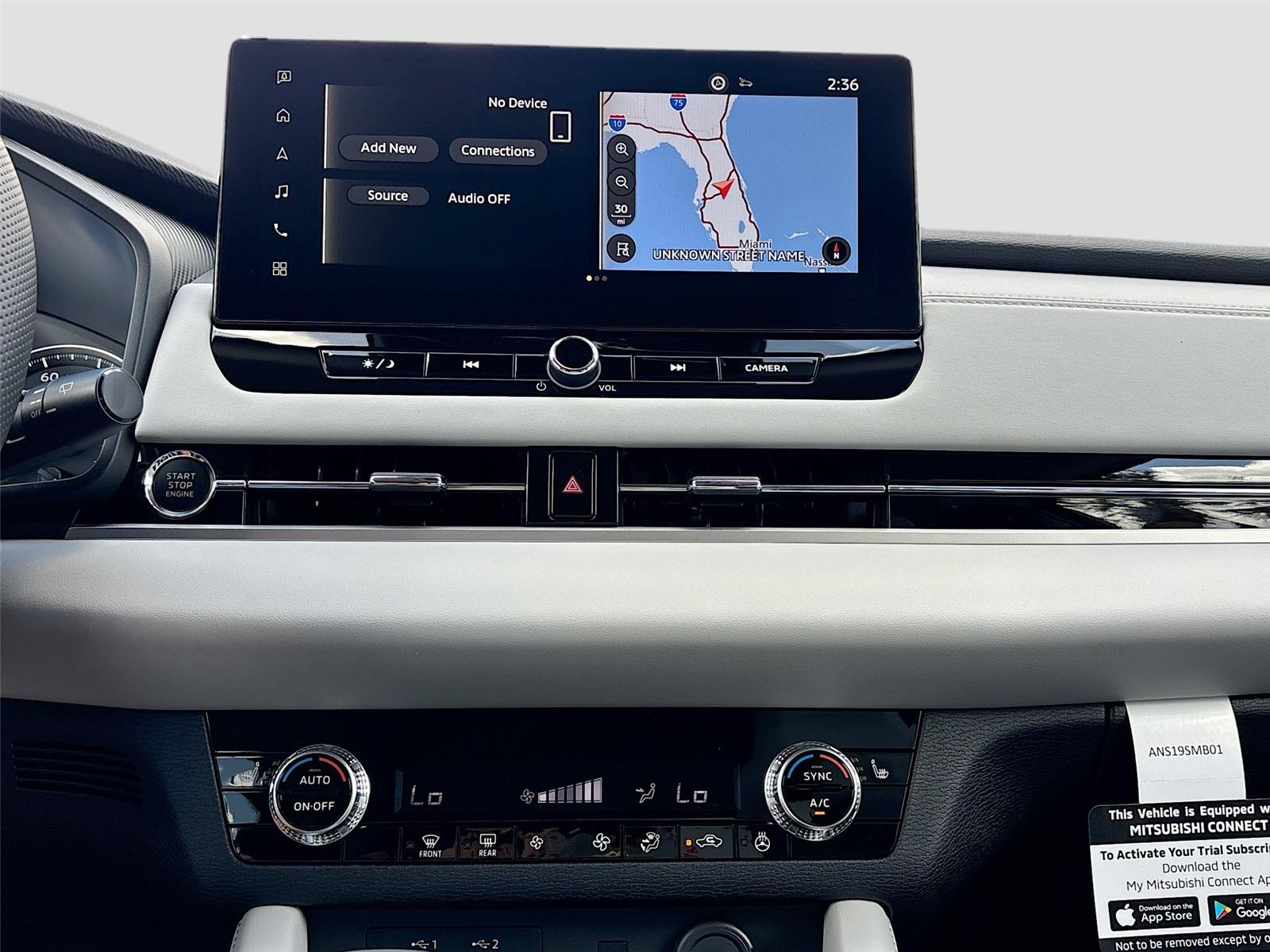 2026 Mitsubishi Outlander SE