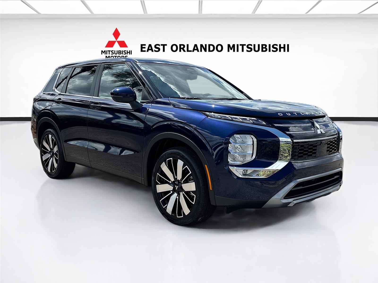 2026 Mitsubishi Outlander SE