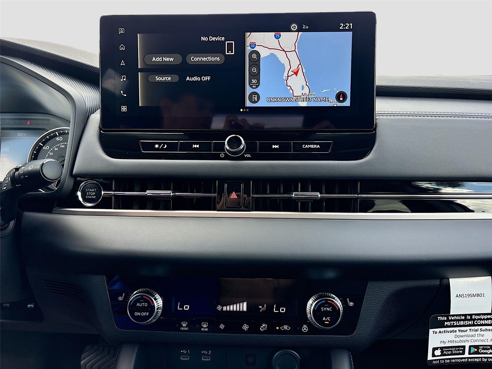 2026 Mitsubishi Outlander SE