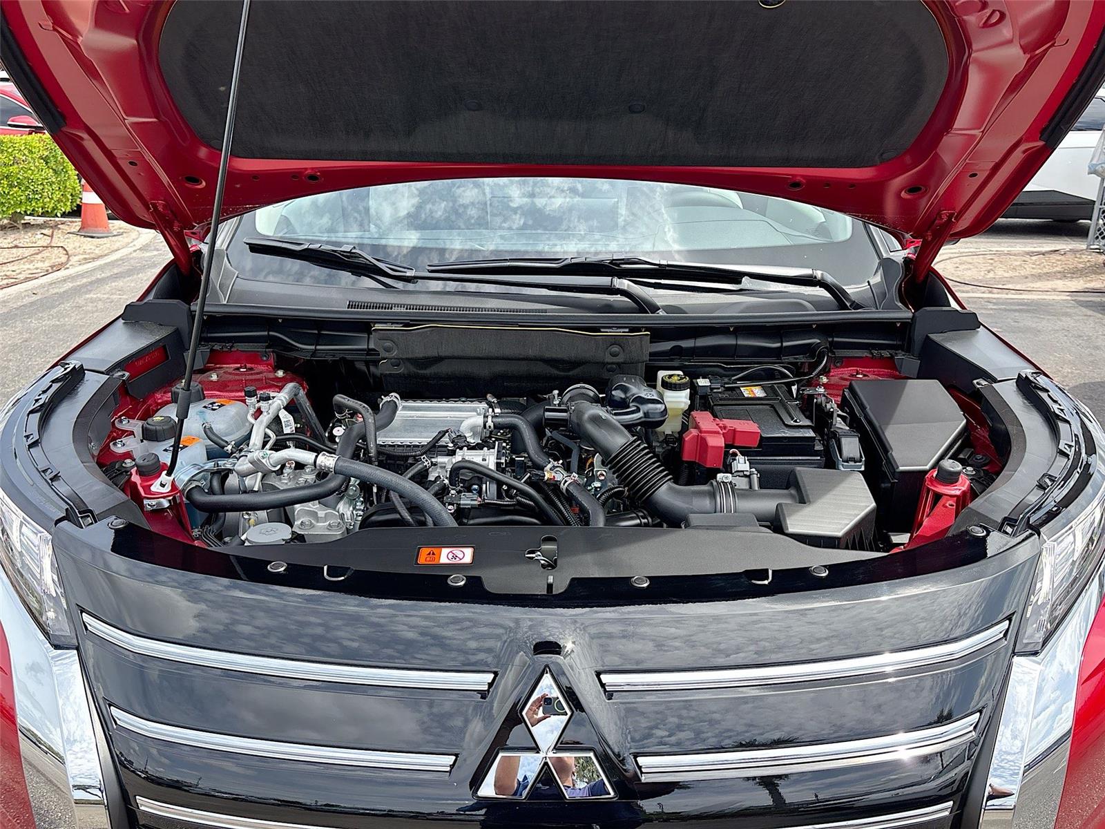 2026 Mitsubishi Outlander SE