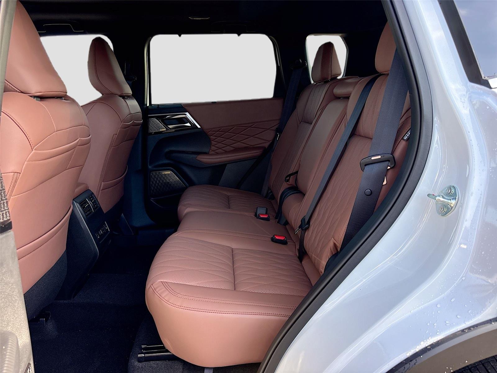 2026 Mitsubishi Outlander SEL