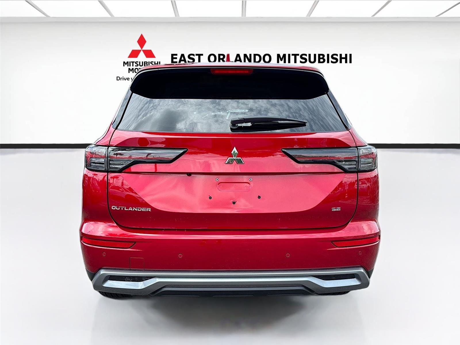 2026 Mitsubishi Outlander SE