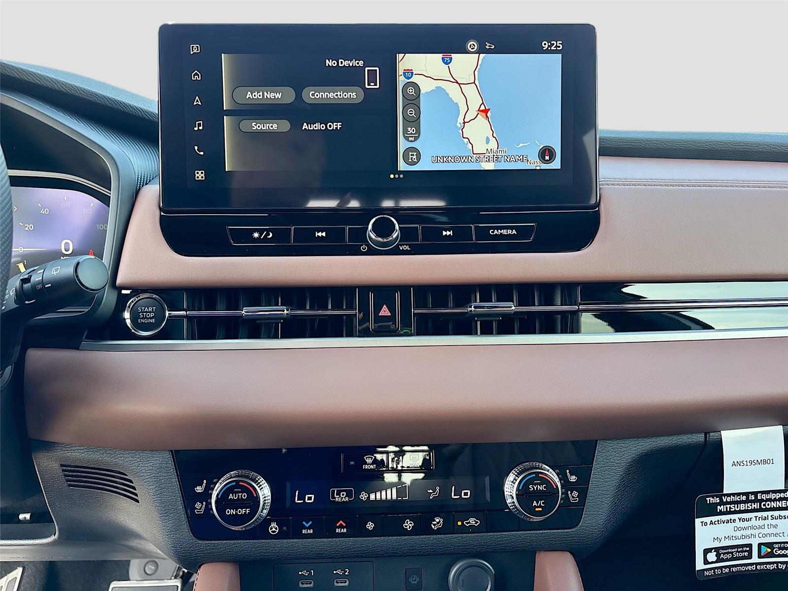 2026 Mitsubishi Outlander SEL