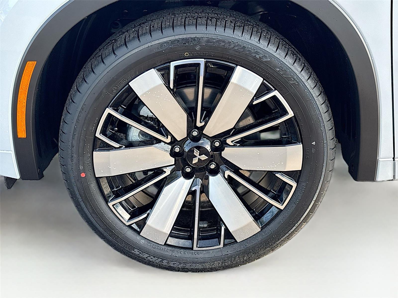 2026 Mitsubishi Outlander SEL