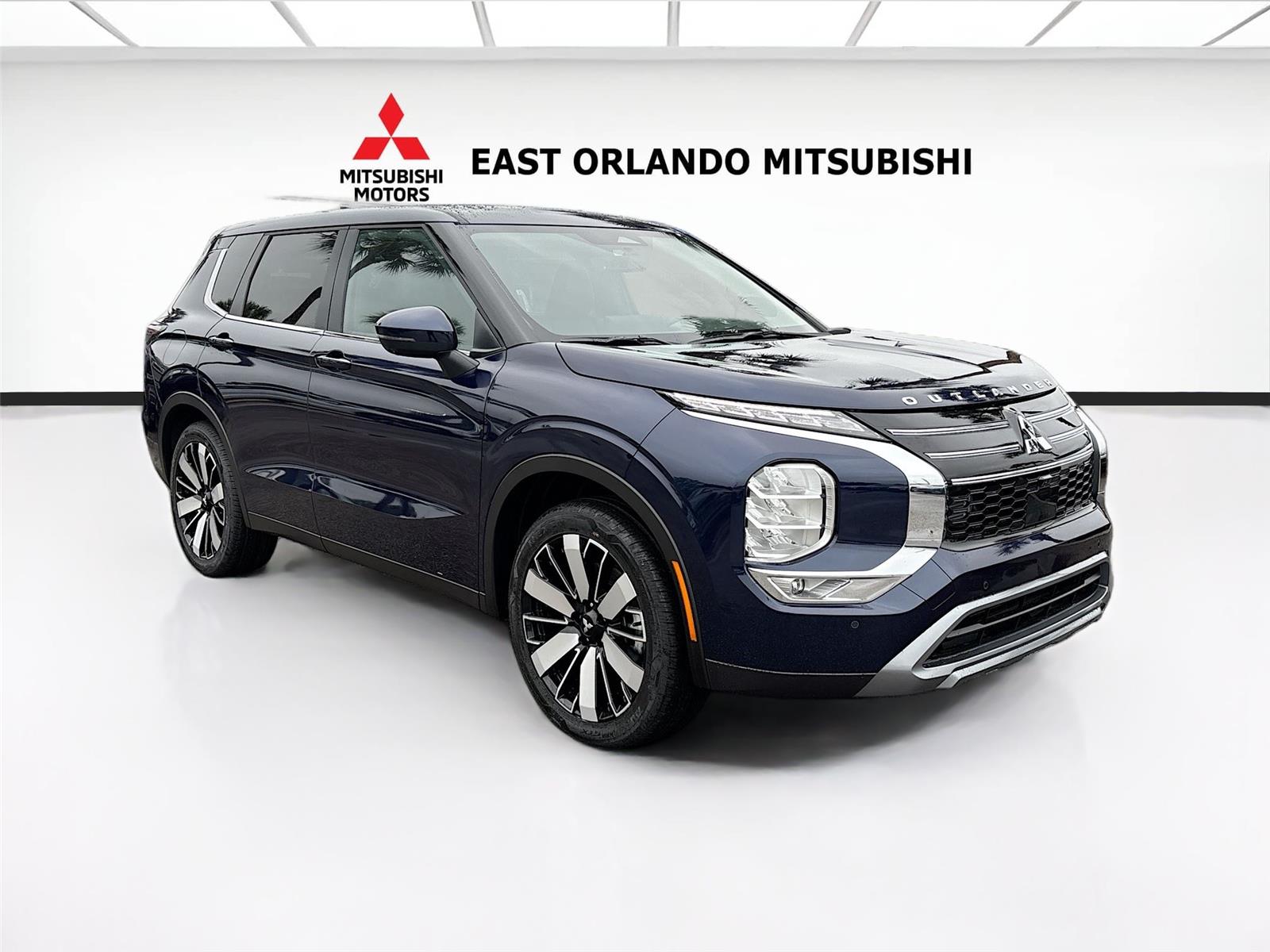2026 Mitsubishi Outlander SE