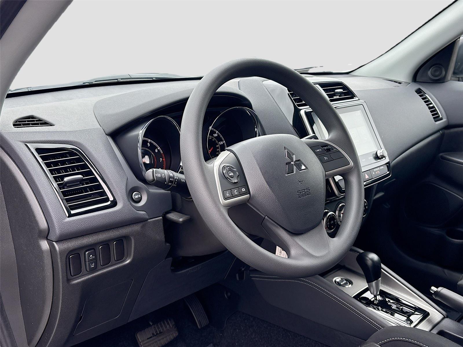 2026 Mitsubishi Outlander Sport ES