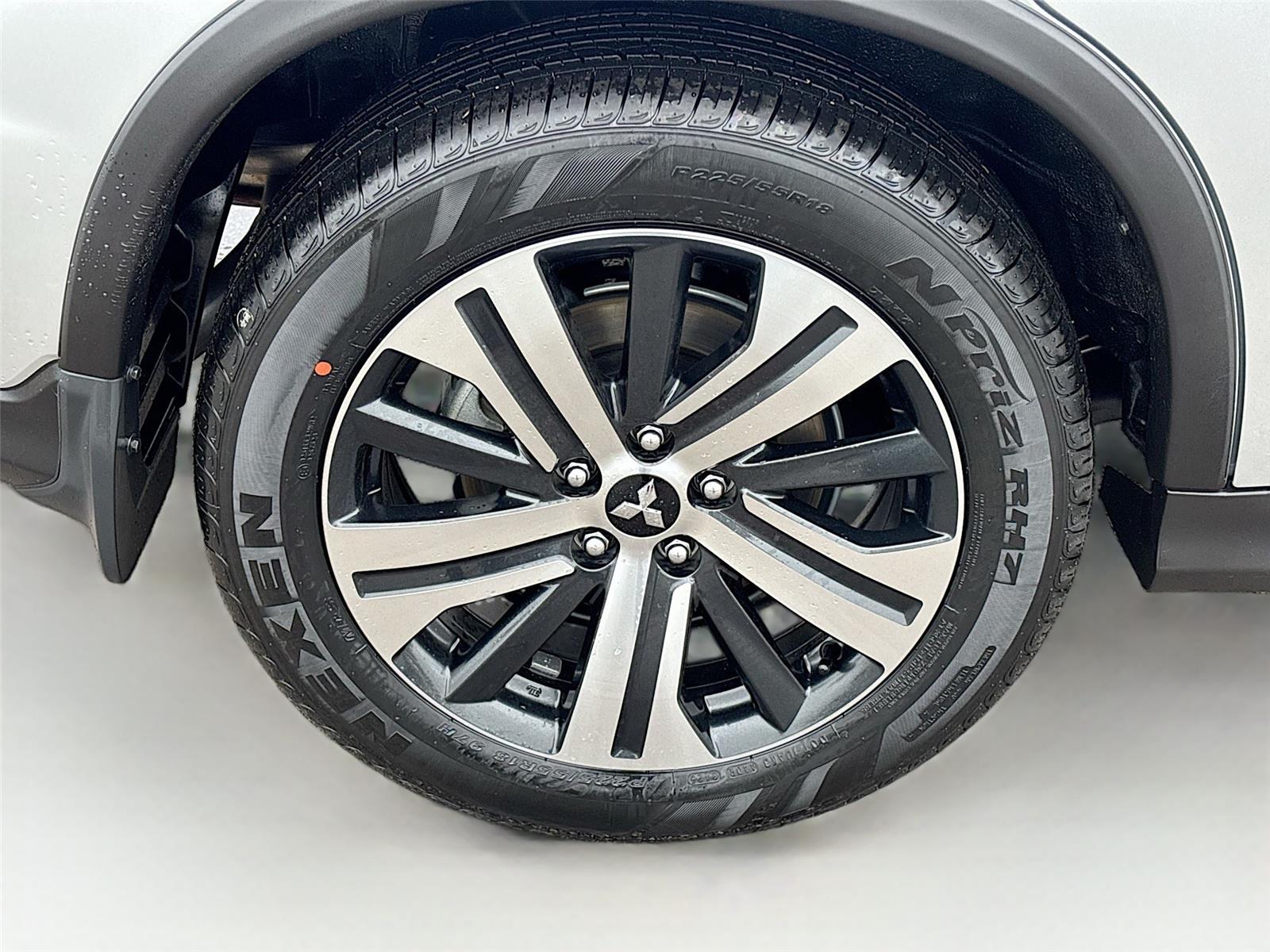 2026 Mitsubishi Outlander Sport ES