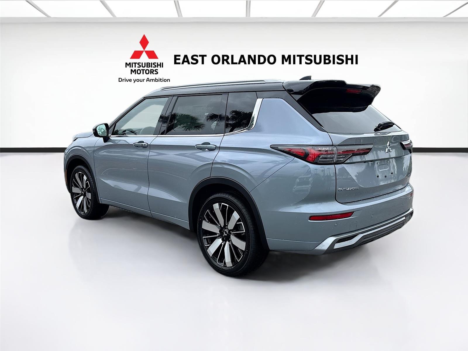 2026 Mitsubishi Outlander SEL