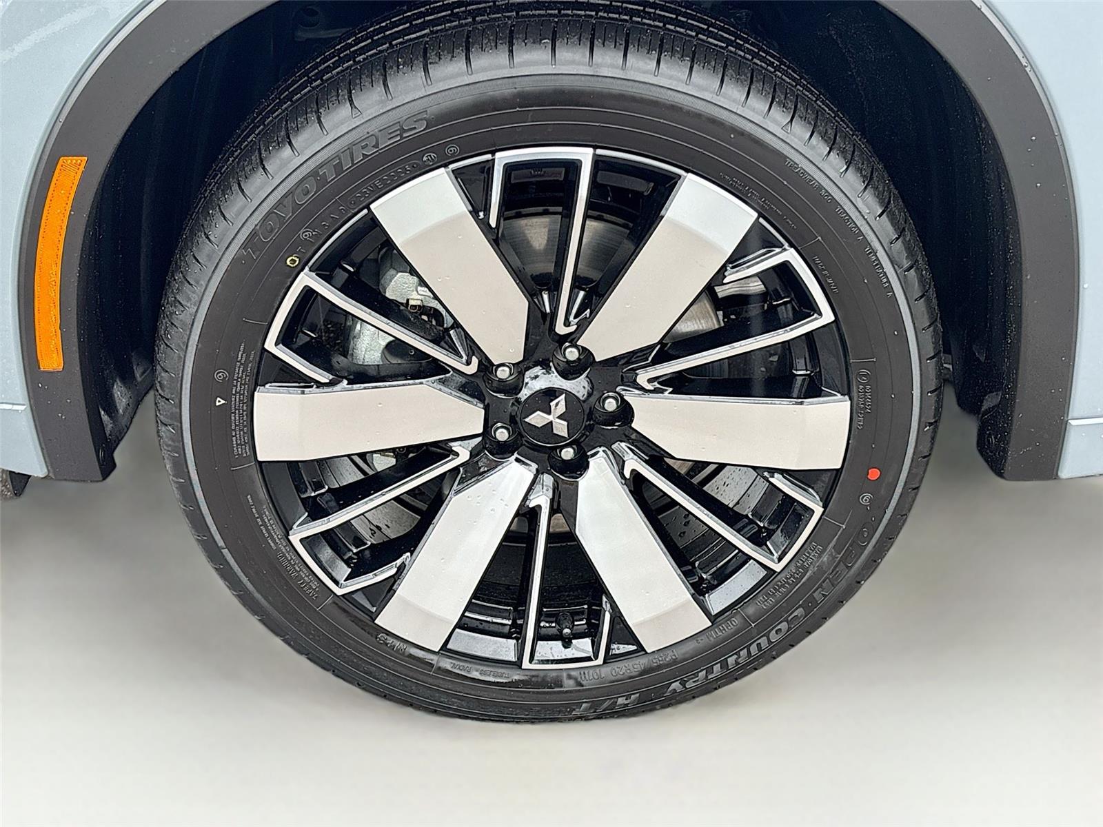 2026 Mitsubishi Outlander SEL