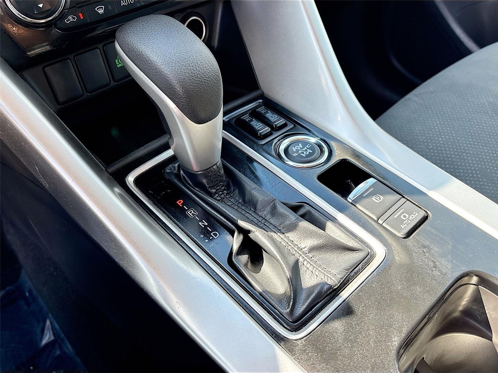 2025 Mitsubishi Eclipse Cross SE