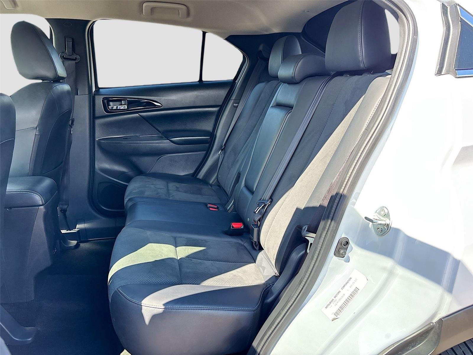 2025 Mitsubishi Eclipse Cross SE