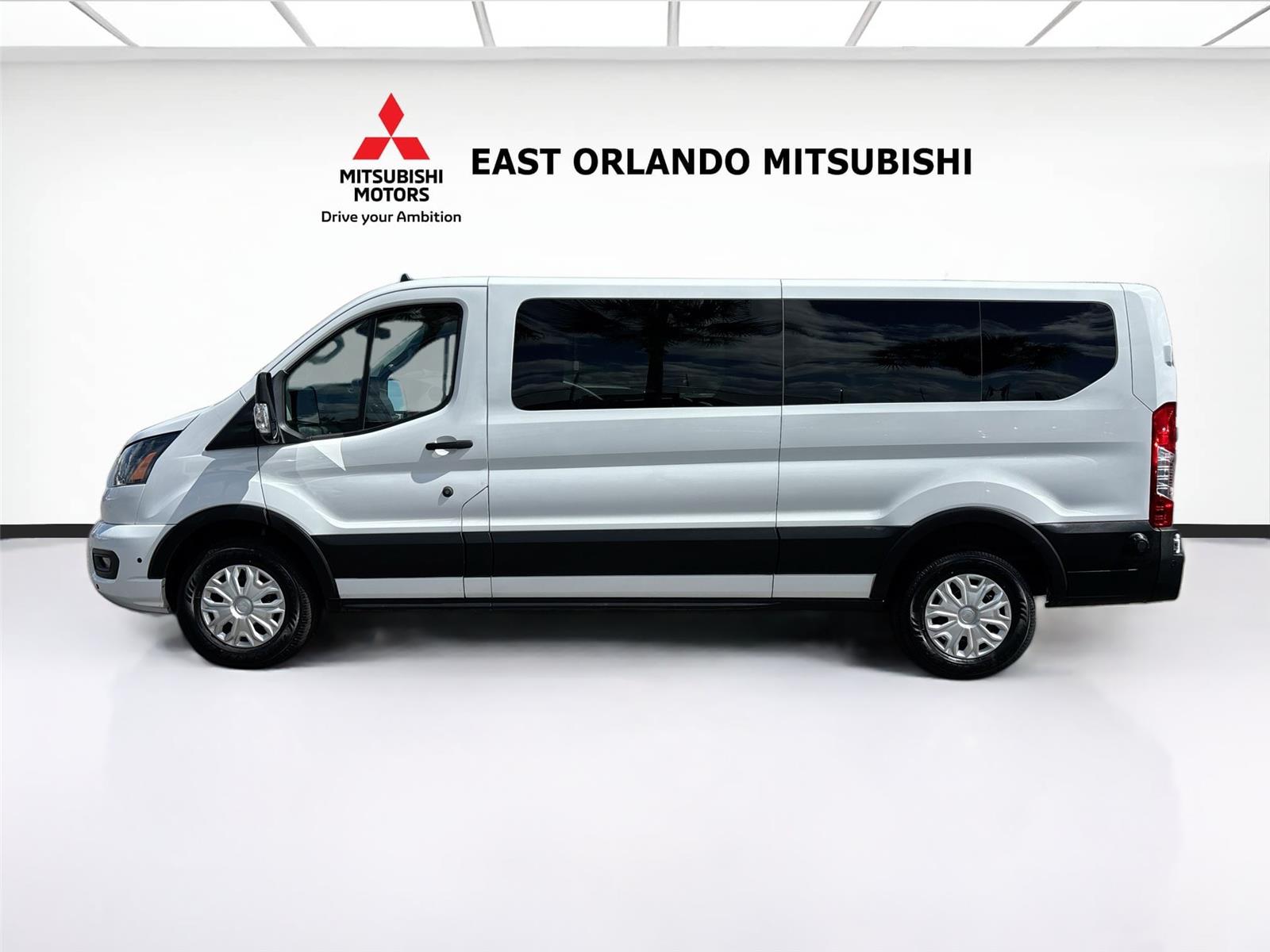 2024 Ford Transit 350 XLT