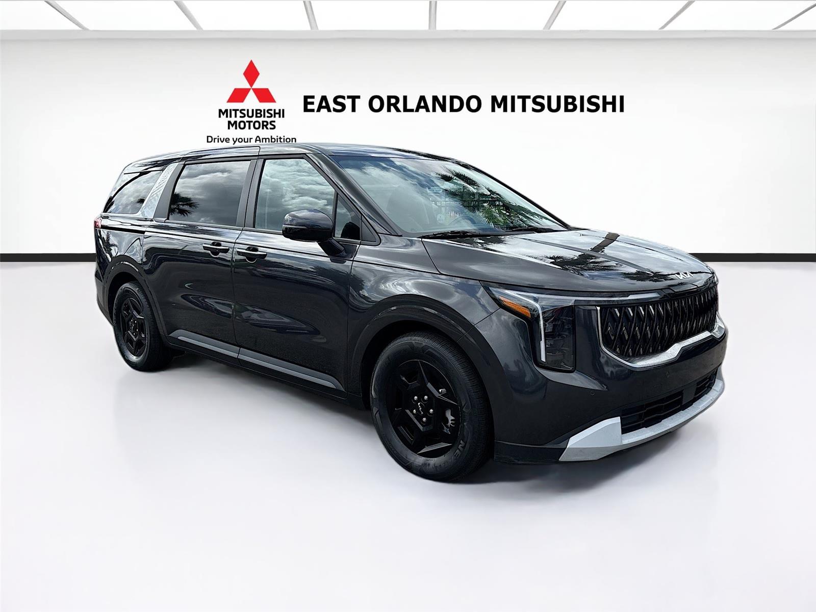 2025 Kia Carnival LXS