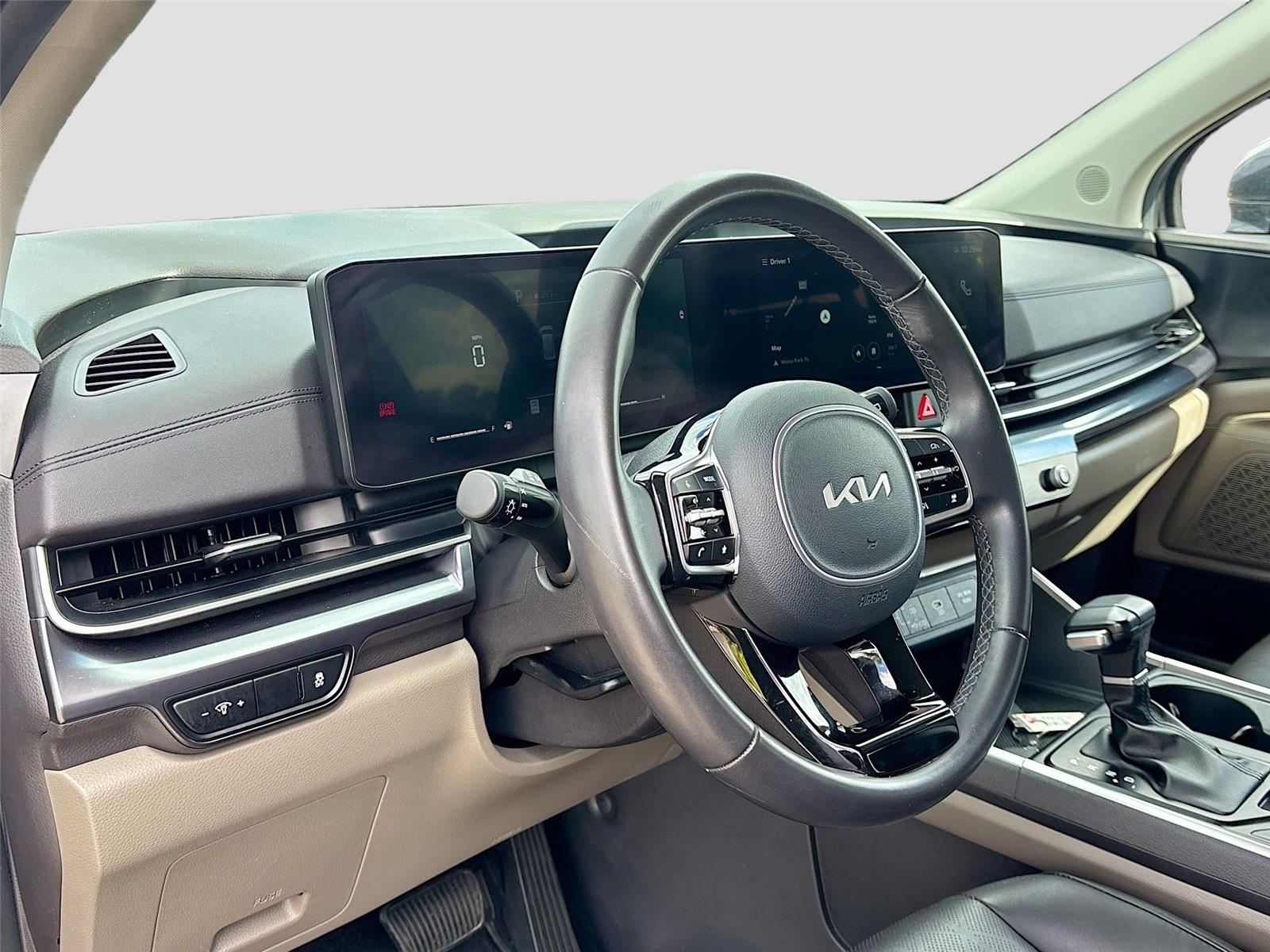 2025 Kia Carnival LXS