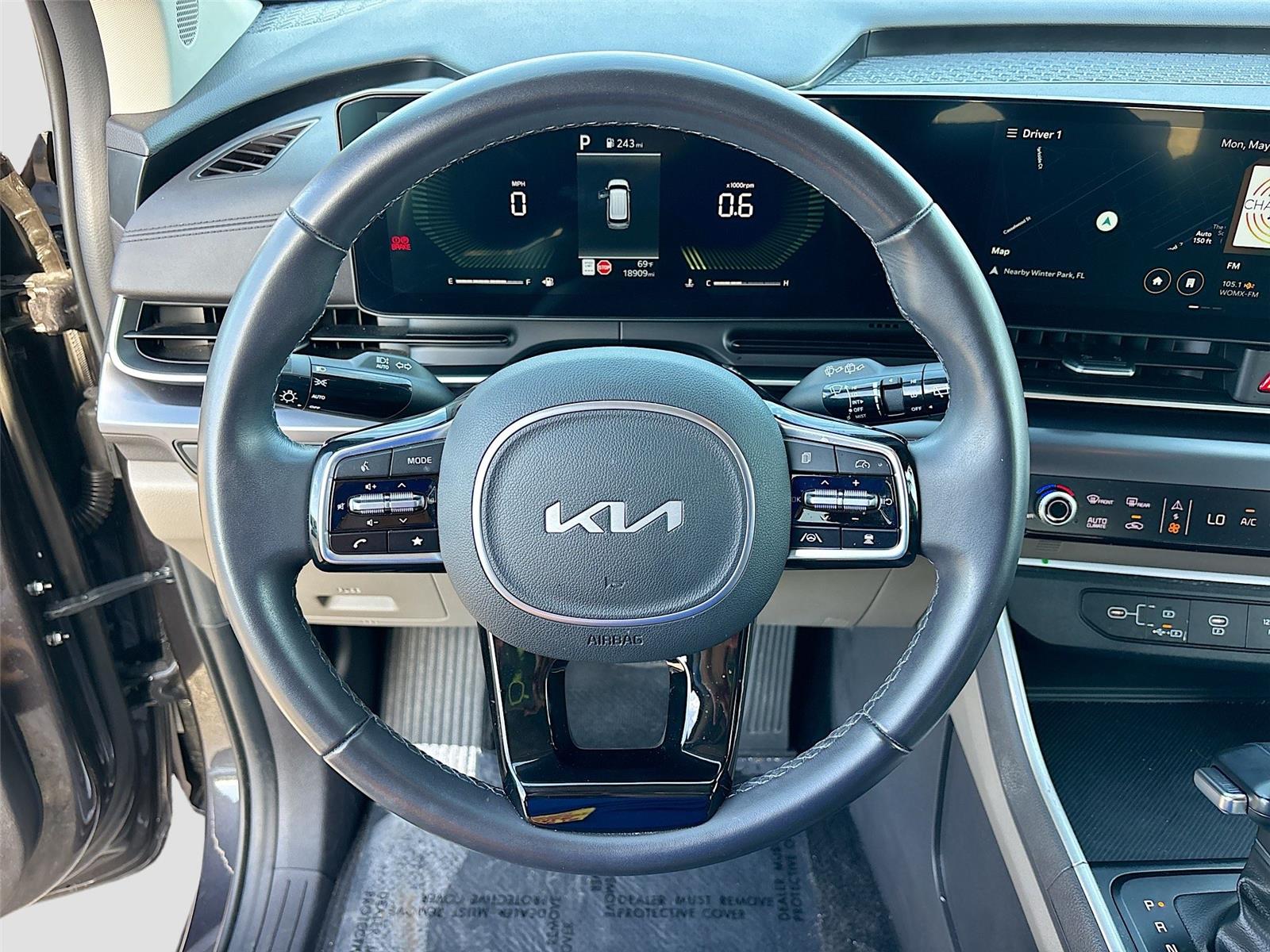 2025 Kia Carnival LXS