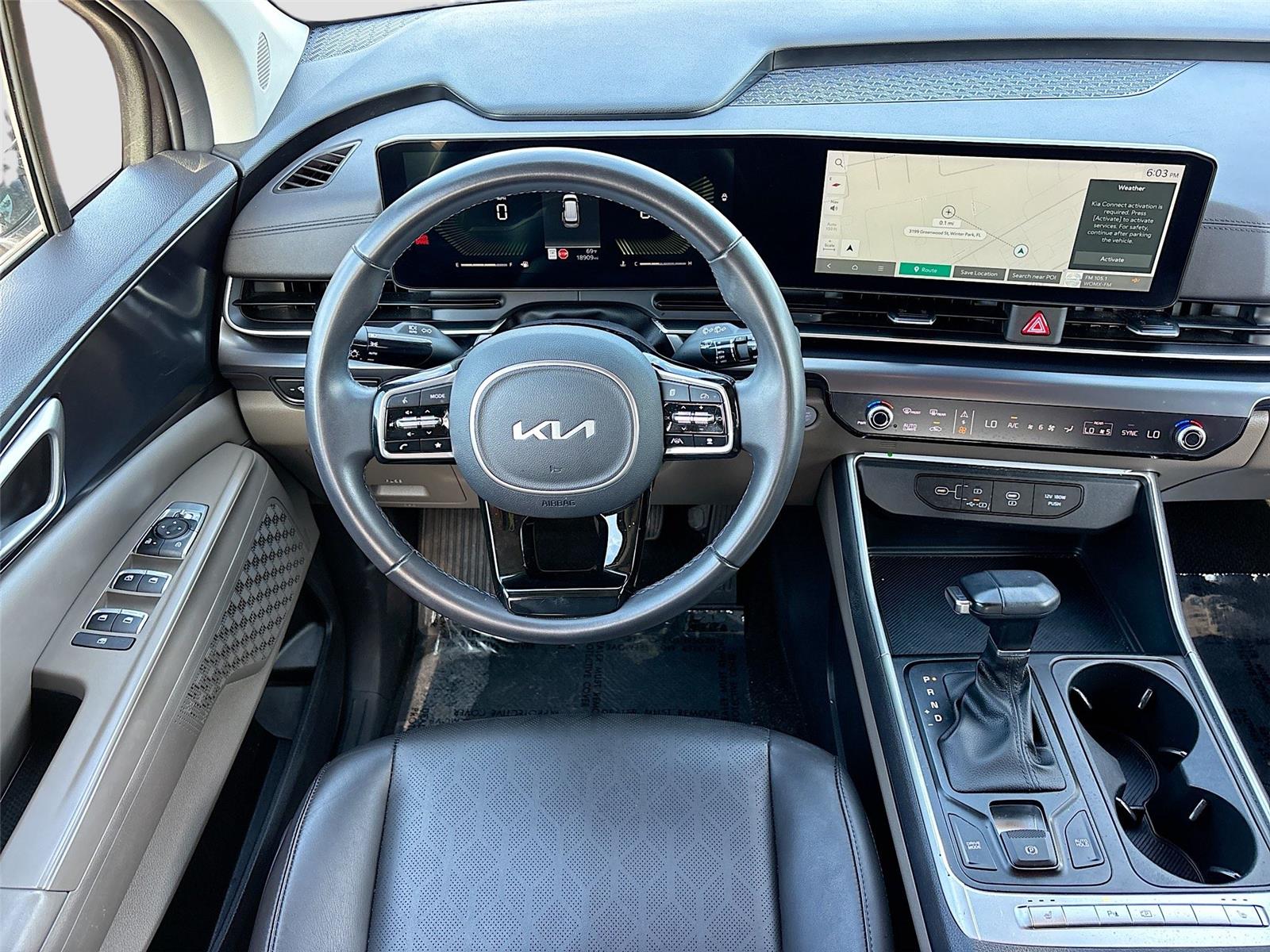 2025 Kia Carnival LXS