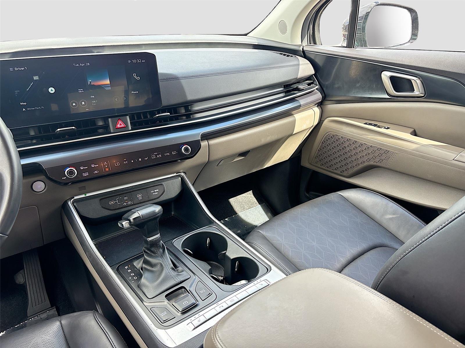 2025 Kia Carnival LXS