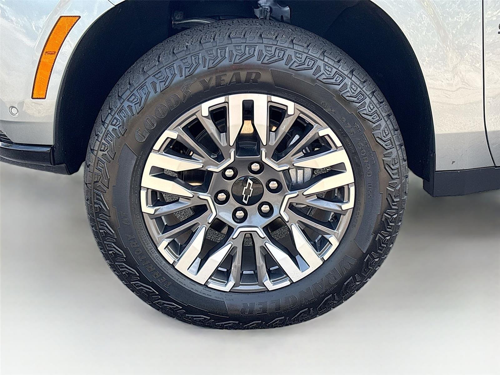2025 Chevrolet Suburban Z71