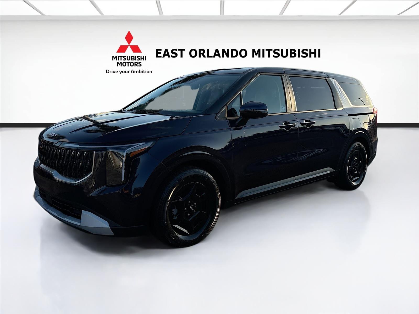 2025 Kia Carnival LXS