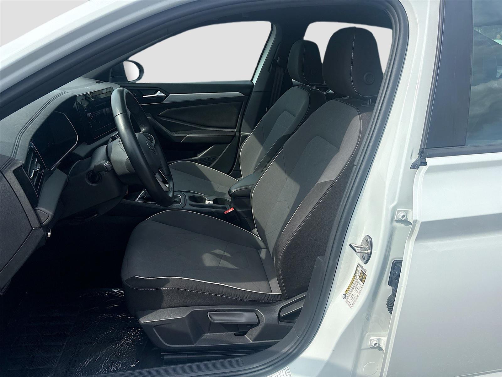 2025 Volkswagen Jetta Sport
