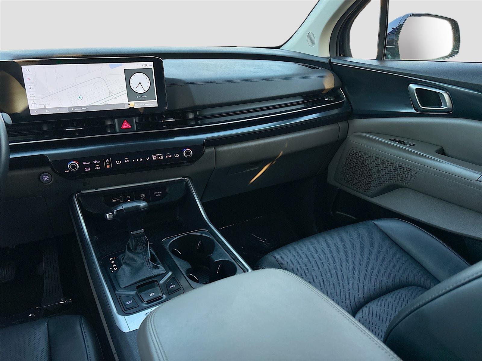 2025 Kia Carnival LXS