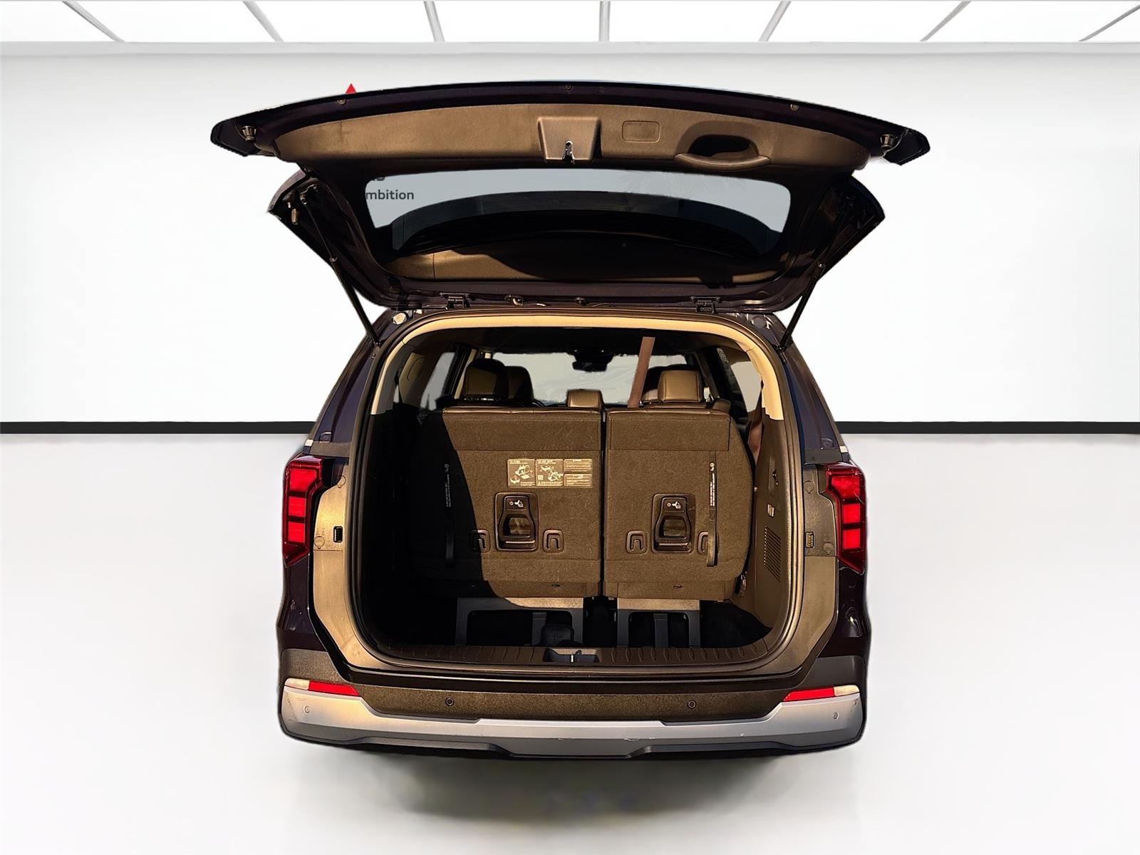 2025 Kia Carnival LXS