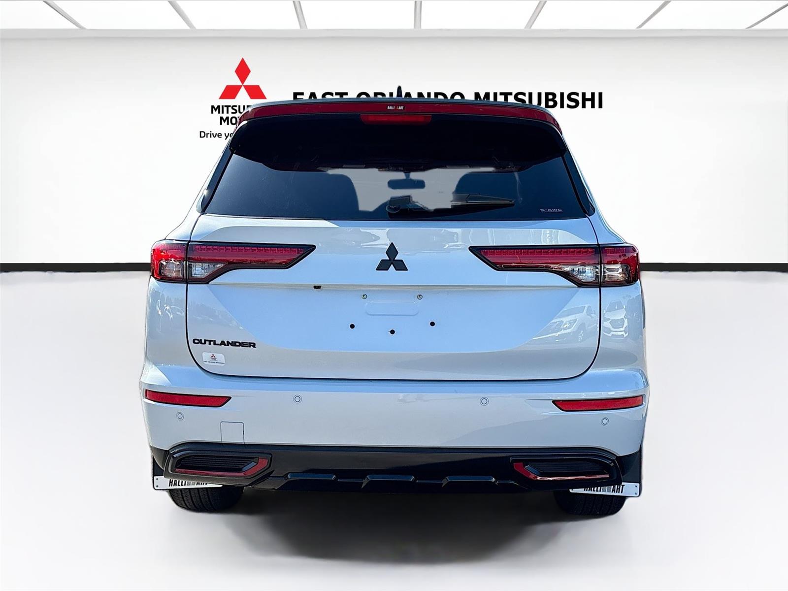 2024 Mitsubishi Outlander SE Ralliart