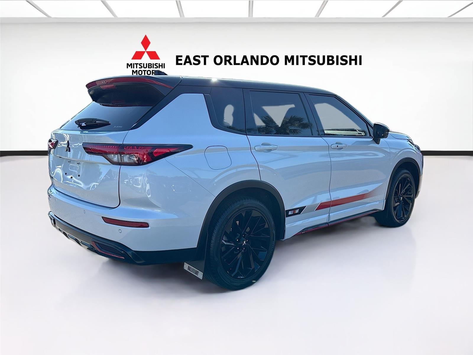 2024 Mitsubishi Outlander SE Ralliart