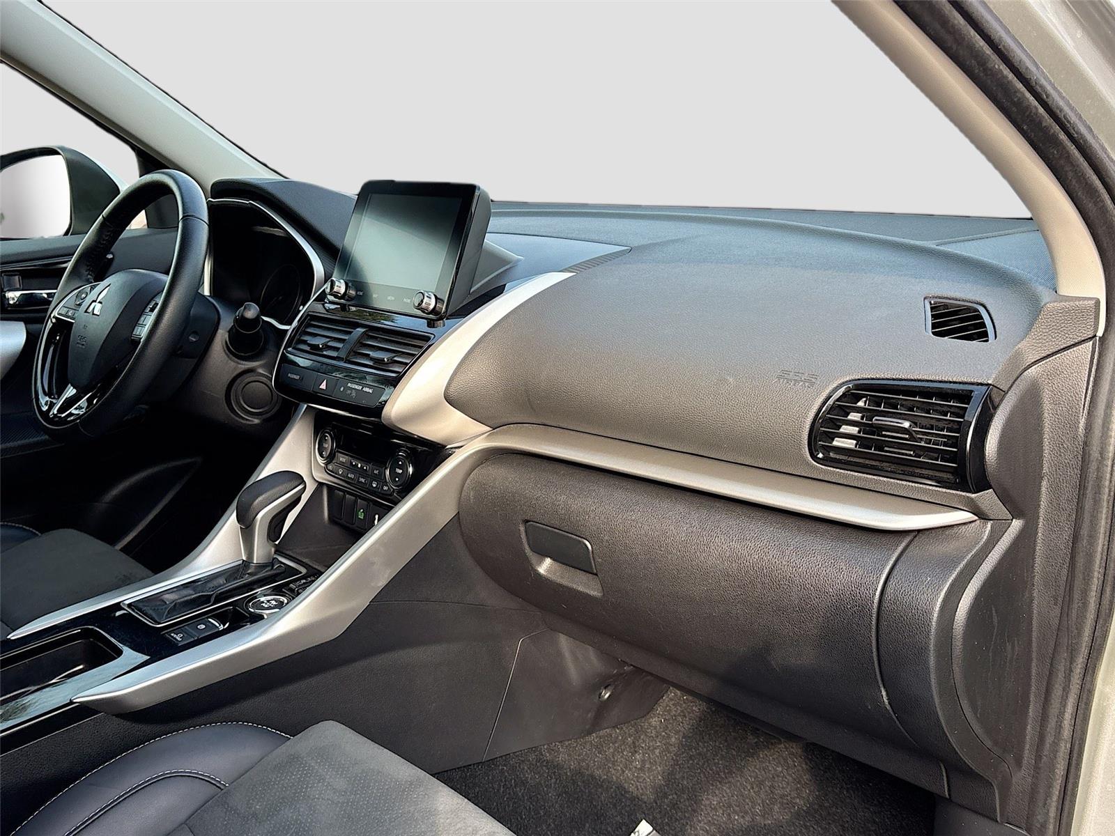 2025 Mitsubishi Eclipse Cross SE