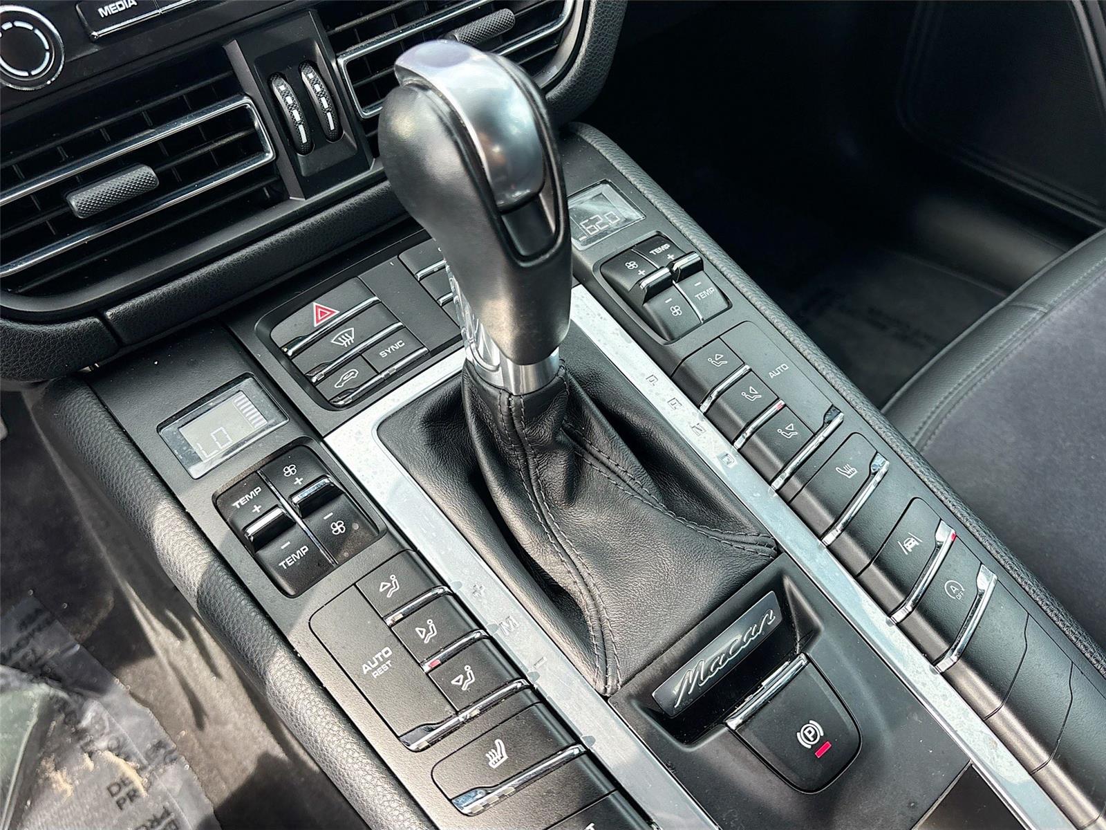 2020 Porsche Macan