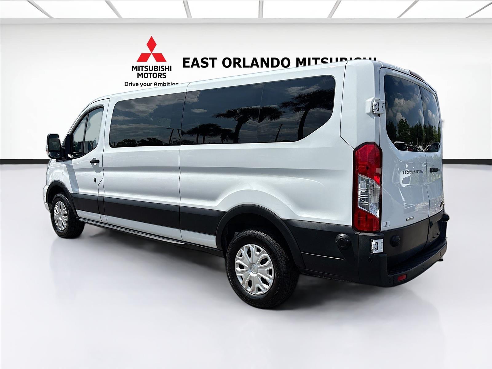 2024 Ford Transit 350 XLT