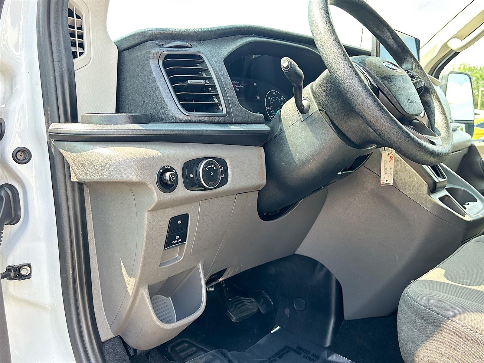 2024 Ford Transit 350 XLT