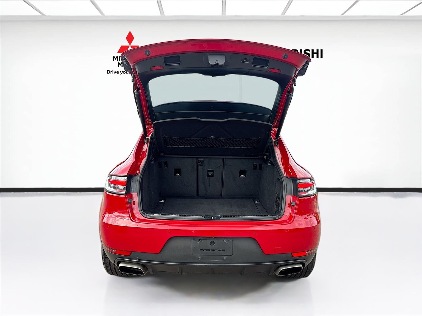 2020 Porsche Macan