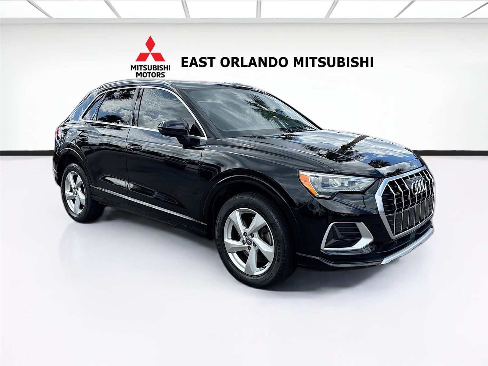 Mythos Black Metallic 2019 Audi Q3 45 TFSI quattro Premium SUV / Crossover All-Wheel Drive Automatic