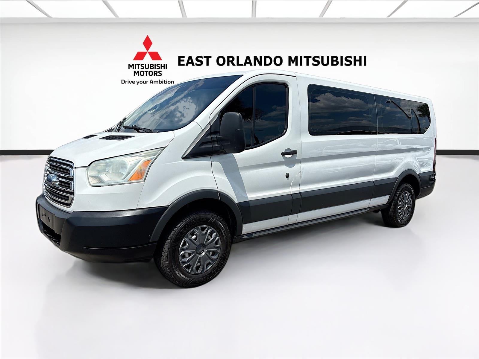2017 Ford Transit Wagon XLT