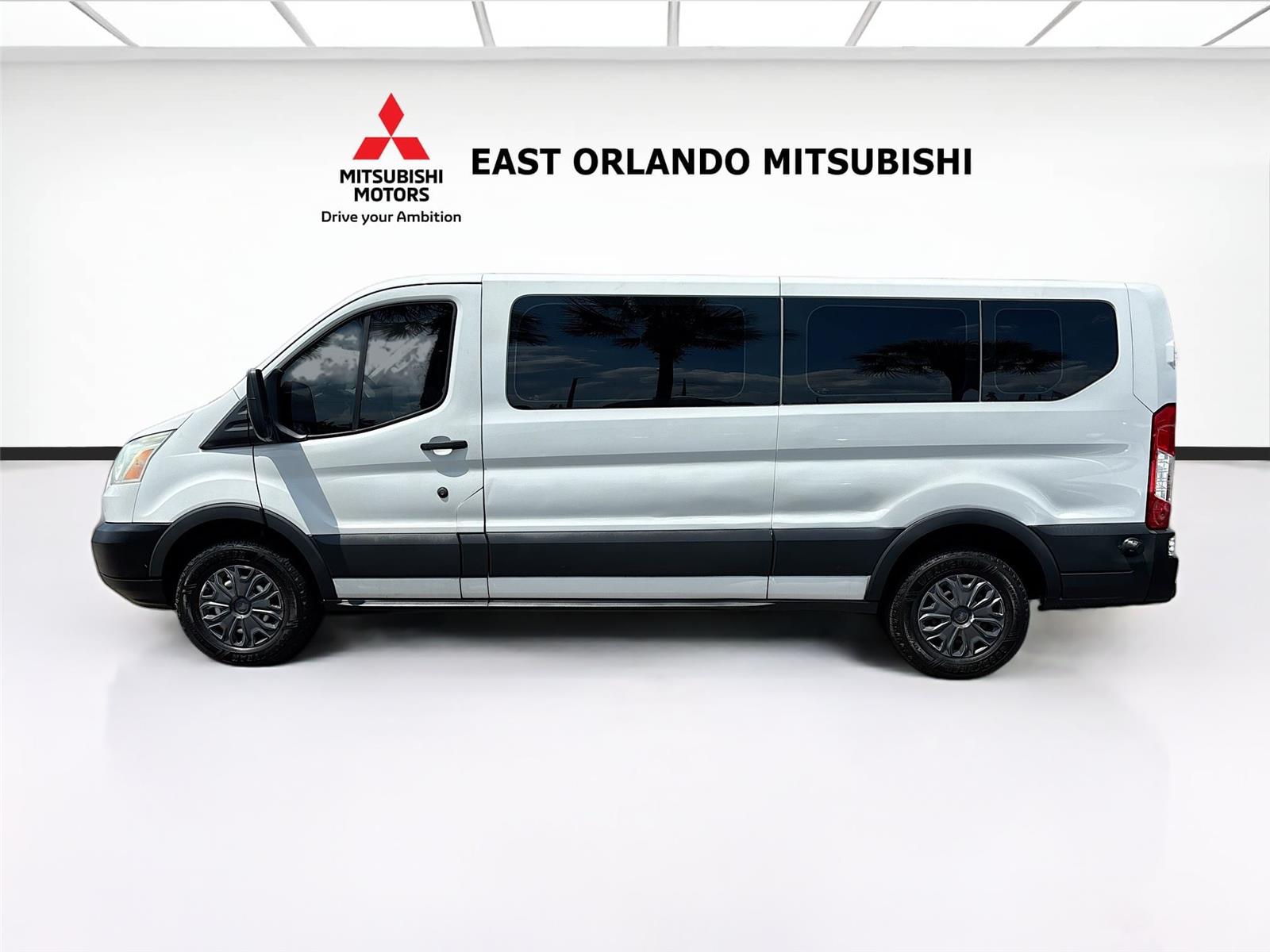 2017 Ford Transit Wagon XLT