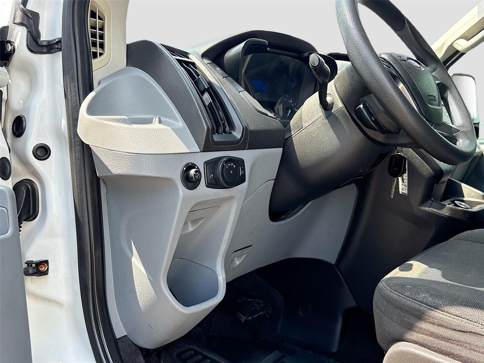 2017 Ford Transit Wagon XLT