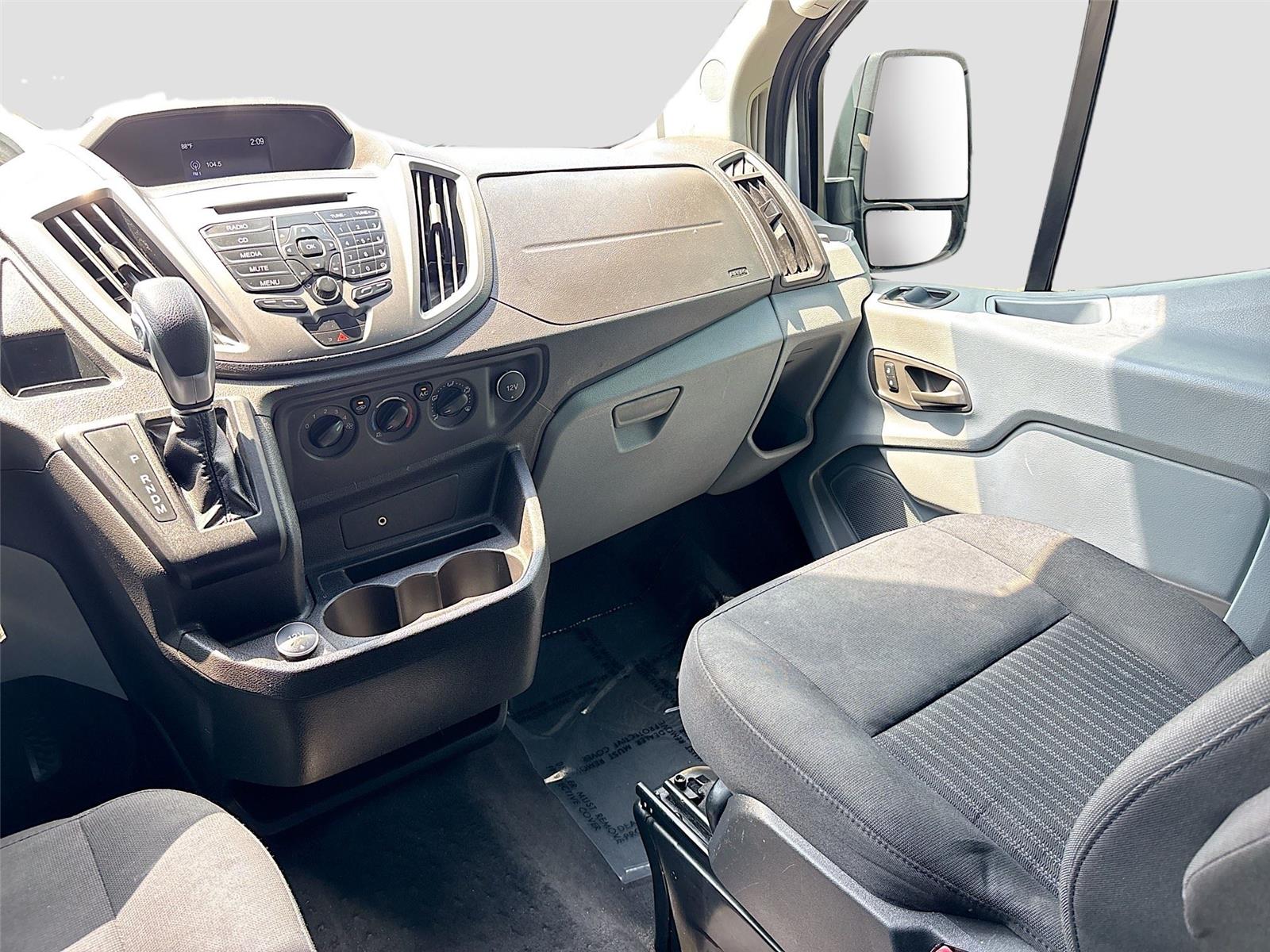 2017 Ford Transit Wagon XLT