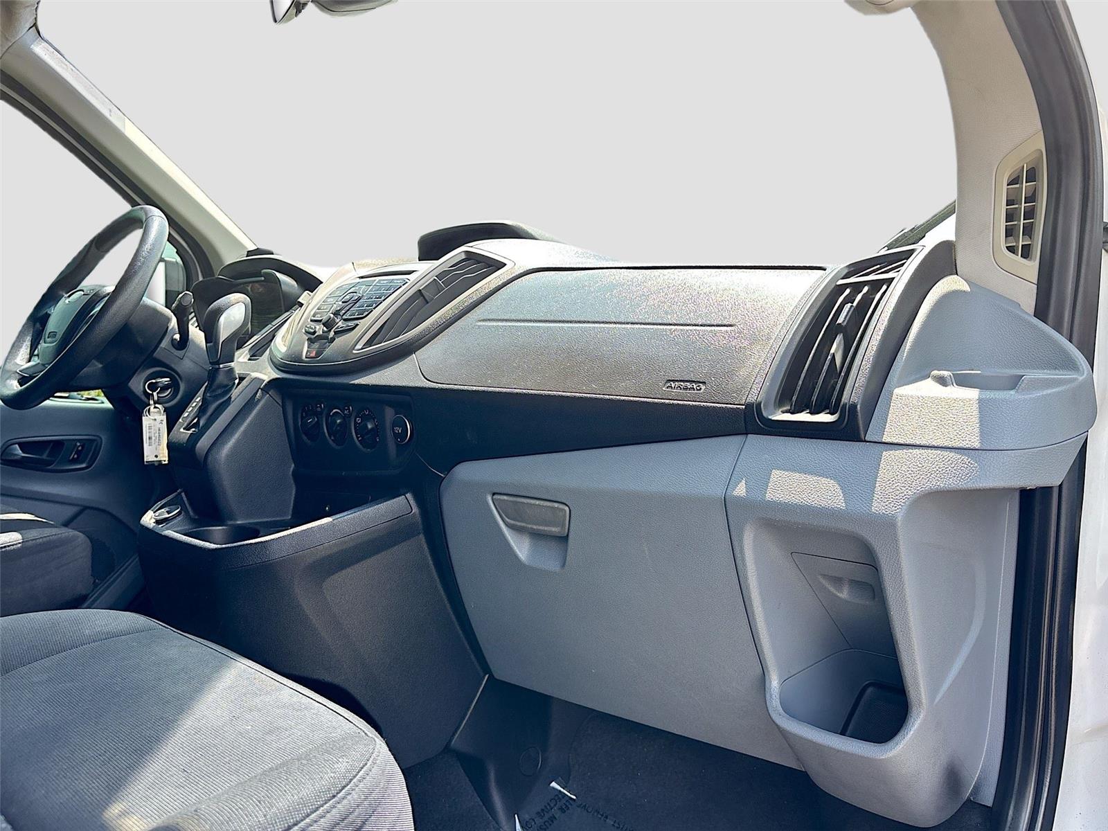 2017 Ford Transit Wagon XLT